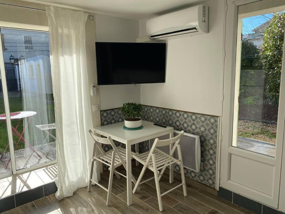 Charmant Studio Avec Jardin Avignon Eksteriør bilde