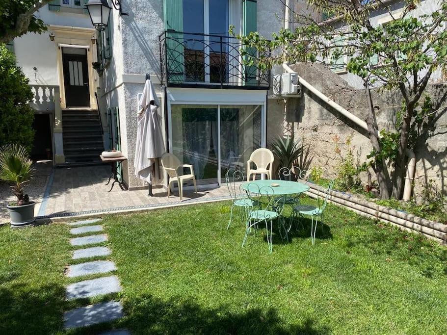 Charmant Studio Avec Jardin Avignon Eksteriør bilde
